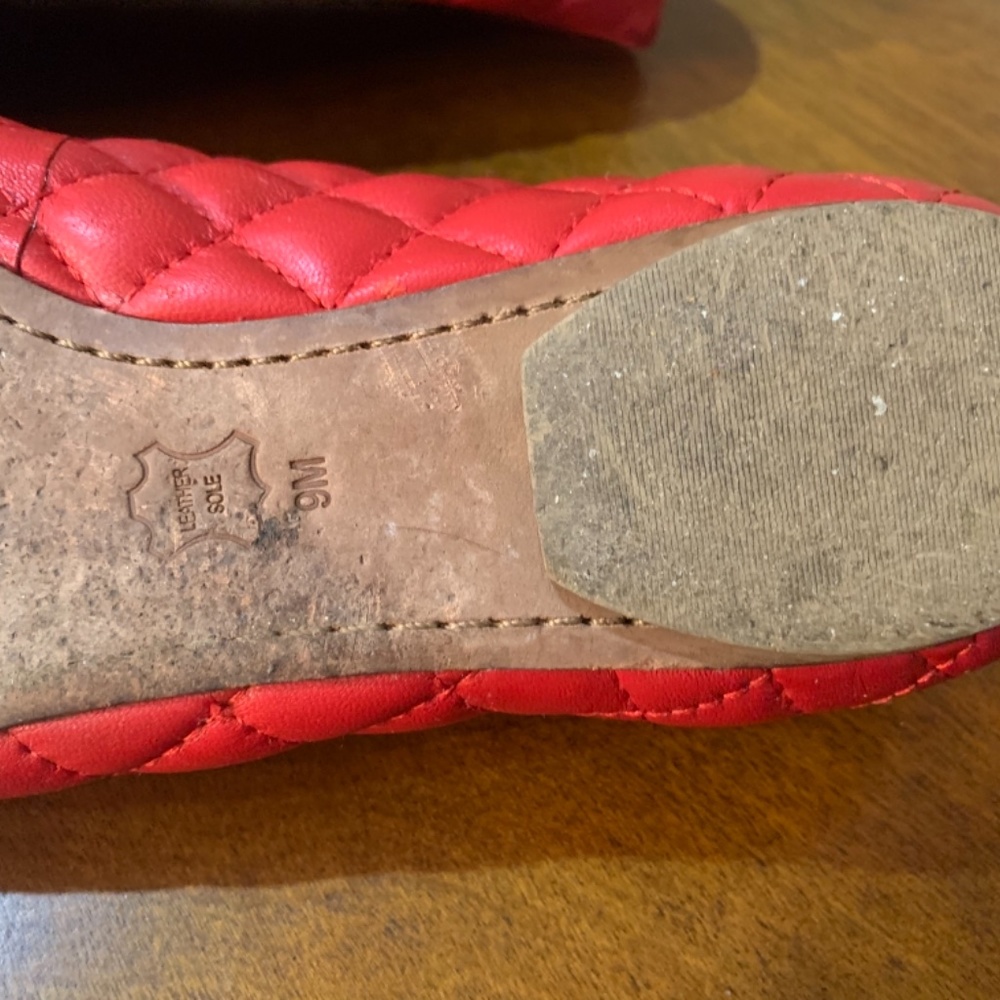 COPY - Beautiful red Tory Burch Kaitlin quilted ballet flats - Picture 2 of 13